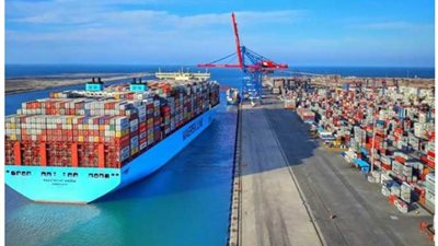 تداول 32 سفينة حاويات وبضائع عامة بميناء دمياط خلال 24 ساعة
