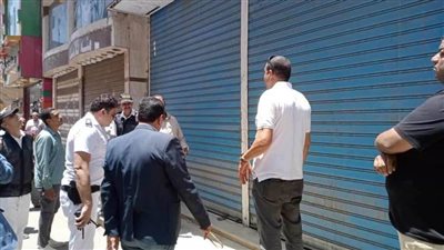 غلق 8 معارض بدون ترخيص وإيقاف أعمال تحويل شقة من سكني إلى تجاري بالمنيا