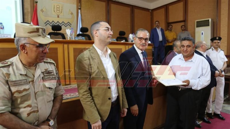 خلال التكريم