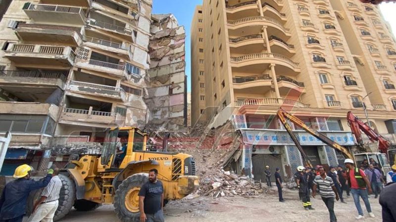 العقار المنهار -