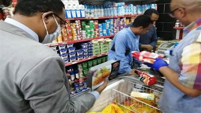  41  مخالفة تموينية في حملات رقابية على أسواق مركزين بالمنيا