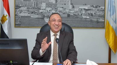 محافظ الإسكندرية يهنئ رئيس الجمهورية بمناسبة الذكرى العاشرة لـ