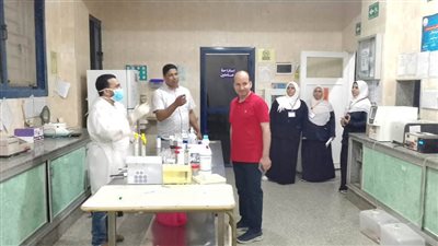 وكيل الصحة يُشيد بأداء العمل ومستوى الخدمة بحميات كفر الدوار