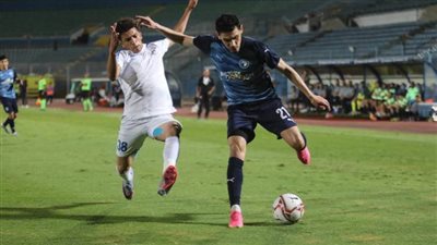 التعادل الإيجابي يسيطر على أحداث الشوط الأول المثير لمباراة بيراميدز وسموحة