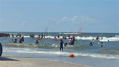 إقبال كبير بمصيف جمصة في رابع أيام عيد الأضحى 