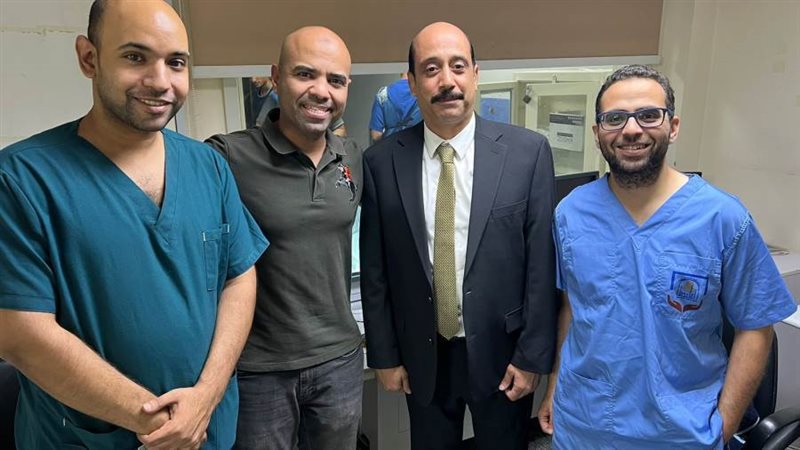 فريق طبي بجامعة أسيوط