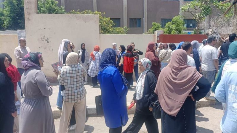 طلاب الثانوية العامة