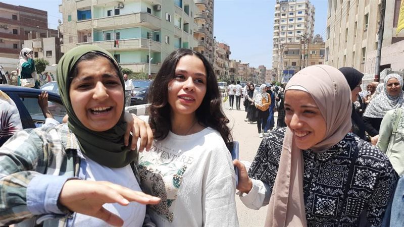 فرحة طلاب الثانوية