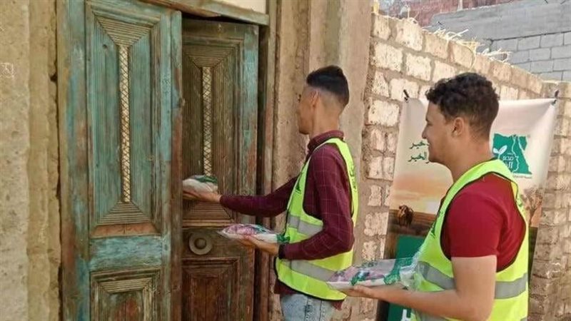 توزيع لحوم الاضاحى