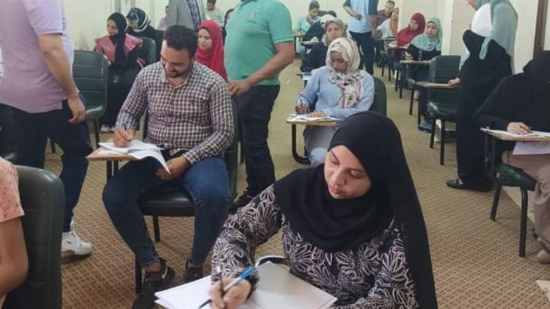 انطلاق امتحانات التعليم