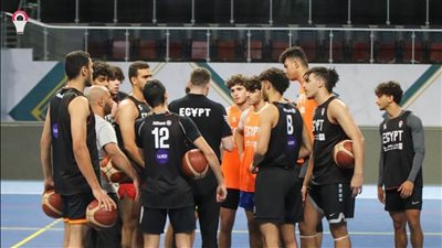 إقالة مدرب منتخب شباب السلة بعد فضيحة المونديال