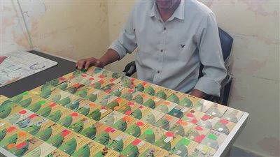 تموين برج العرب تضبط ١٠١ بطاقة تموينية لدى أحد البقالين التموينيين بغرض التربح غير المشروع 