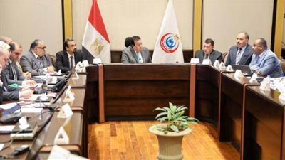 عاجل.. وزير الصحة يترأس اجتماعًا لهيكلة وميكنة منظومة الغسيل الكلوي