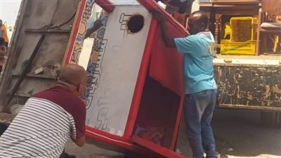 محافظ الإسكندرية يوجه بتكثيف حملات التفتيش على المنشآت والأسواق لإزالة الإشغالات والمخلفات