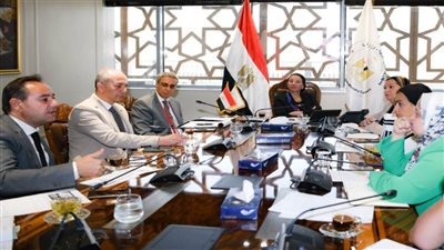 وزيرة البيئة تناقش مستجدات الاستعدادات اللوجيستية للجناح الرسمي المصري المشارك بمؤتمر المناخ COP28 بالإمارات