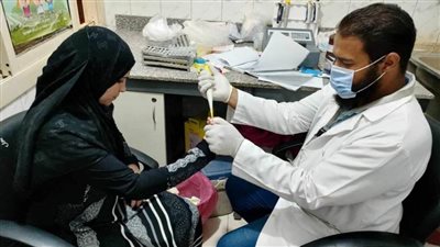 صحة المنيا تقدم خدمات طبية مجانية لـ1564 حالة بقافلة بنزلة بدرمان بالمنيا