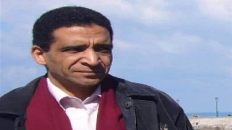 الشاعر الراحل محمود