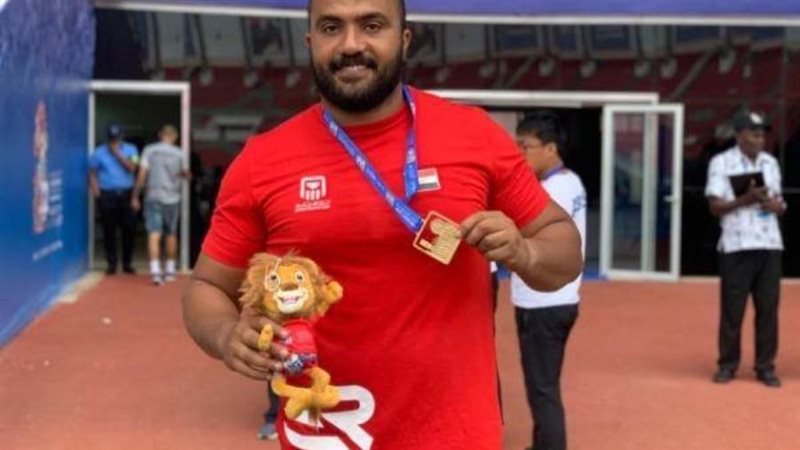 مصطفى الجمل