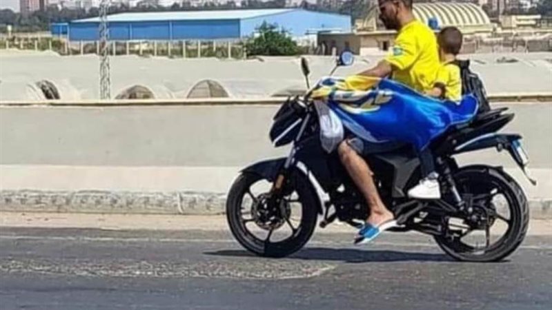 اب وابنه..يشعلان