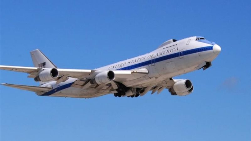 الطائرة Boeing-E4B