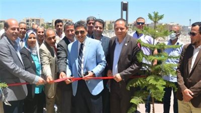 رئيس جامعة دمياط يفتتح المعرض الثاني لقسم البساتين بكلية الزراعة