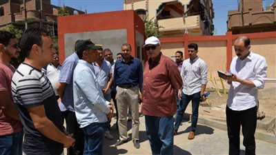 محافظ أسيوط يتفقد محطة رفع صرف صحي قريتي الواسطى وأولاد سراج