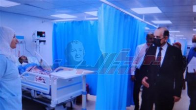 محافظ كفر الشيخ يطمئن على مرضى مستشفى سيدي سالم بالعبور وكفر الشيخ العام