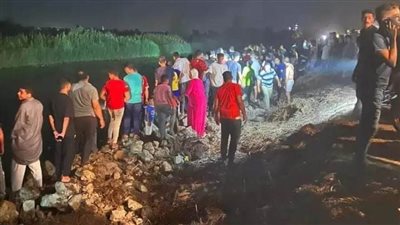 مصرع 3 شباب وإصابة فتاتين في حادث انقلاب سيارة زفة بترعة بالشرقية 