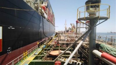 عاجل| اقتصادية قناة السويس تعلن نجاح خدمة تموين سفينة حاويات خلال عمليات التداول بميناء غرب بورسعيد