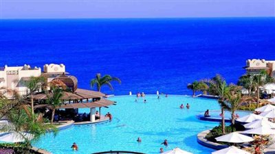 إصدار تراخيص تشغيل سبع منشآت فندقية جديدة بعدد من المحافظات السياحية