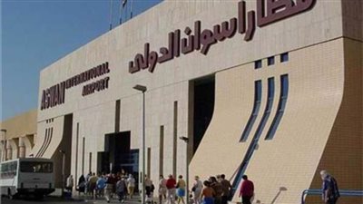 مطار أسوان الدولي يستقبل أولى الرحلات الشارتر من مدريد عليها 450 سائحًا