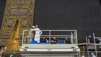 مجمع الملك عبدالعزيز لكسوة الكعبة المشرفة ينهي جميع استعداداته لتغيير ثوب الكعبة