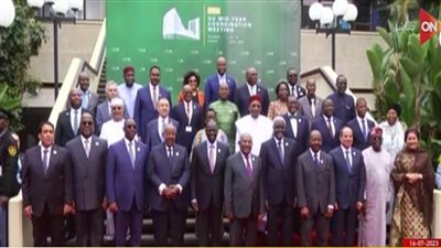  صورة جماعية للزعماء بالقمة التنسيقية الإفريقية في نيروبي بمشاركة الرئيس السيسي