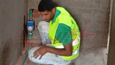تركيب وصلات مياه مجانية للأسر الأولى بالرعاية بكفر الشيخ