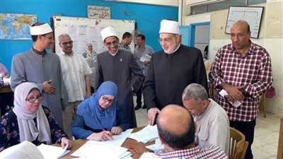 وكيل الأزهر يتفقَّد مركز تصحيح مجمع مدينة نصر بالقاهرة