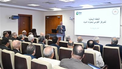 وزير الرى يستعرض الخطة البحثية للمركز القومى لبحوث المياه