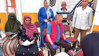 خدمات طبية بمختلف التخصصات في قافلة سكانية بقرية بشارة بالبحيرة 
