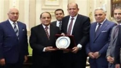 رئيس مجلس القضاء الأعلى يستقبل وزير العدل الأسبق ورئيس وأعضاء مجلس إدارة نادى قضاة مصر