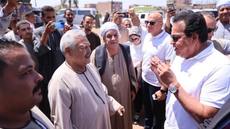 وزير الصحة بمستشفى