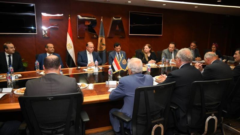 خلال تسليم شهادات