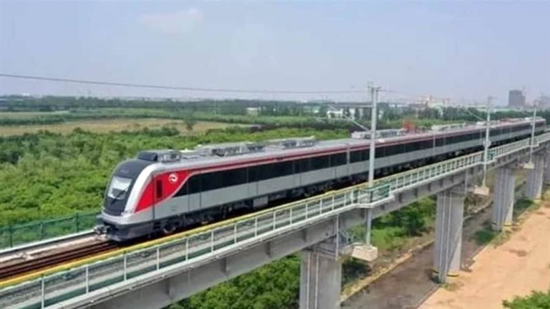 القطار الكهربائي