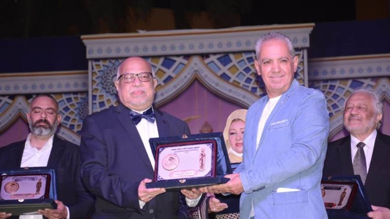 مجدى الطيب والأمير