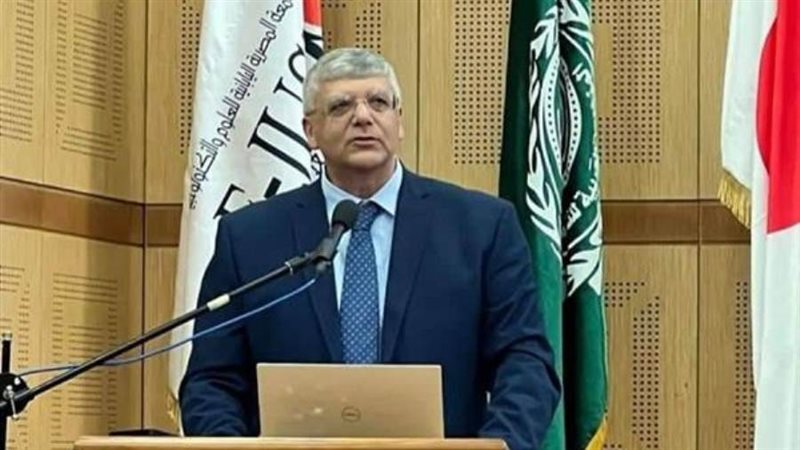 الدكتور عمرو عدلي