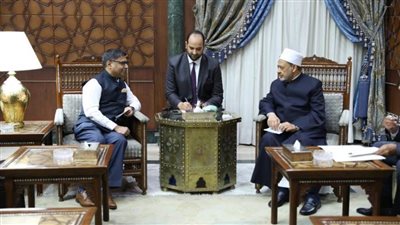 شيخ الأزهر يستقبل نائب مستشار الأمن القومي الهندي ويبحثان سبل تعزيز الحوار بين الأديان