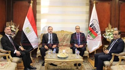 محافظ كفر الشيخ ورئيس هيئة النيابة الإدارية يناقشان سبل التعاون