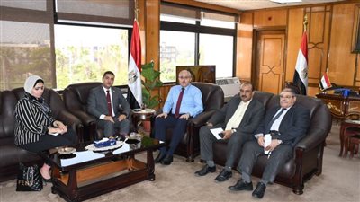 رئيس جامعة القناة يستقبل لجنة المجلس الأعلى للجامعات لمتابعة سير اختبارات القدرات