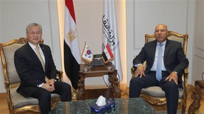 عاجل..وزير النقل: توطين صناعة قطارات المترو في مصنع نيرك في شرق بورسعيد