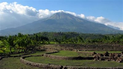 الفلبين تحذر من زيادة النشاط الزلزالي في بركان 
