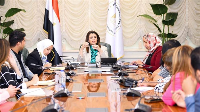 خلال استقبال السفيرة