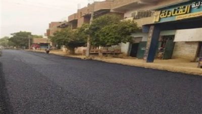    محافظ أسوان: مشروعات الطرق ضمن 